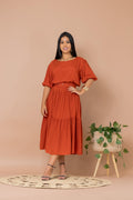 Vestido Rosana Terracota Saia Estilo Godê Manga Bufante Gola Canoa
